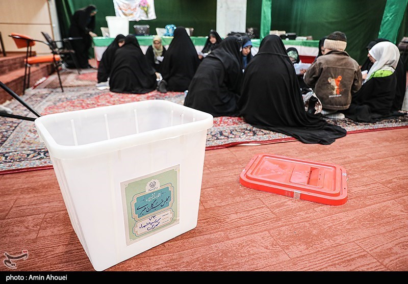 شمارش آرا انتخابات در شعب اخذ رأی تهران- عکس خبری تسنیم