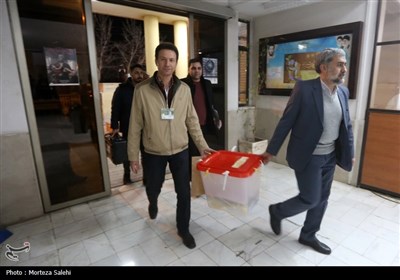 ورود صندوق های رای به فرمانداری مبارکه - اصفهان 