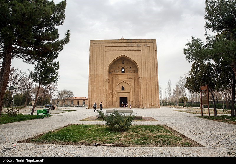 گنبد هارونیه- عکس استانها تسنیم