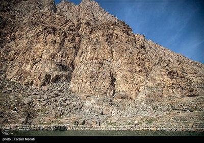 محوطه تاریخی بیستون- عکس خبری تسنیم