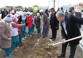آیین درختکاری در شهرستان بیرجند برگزار شد + تصویر