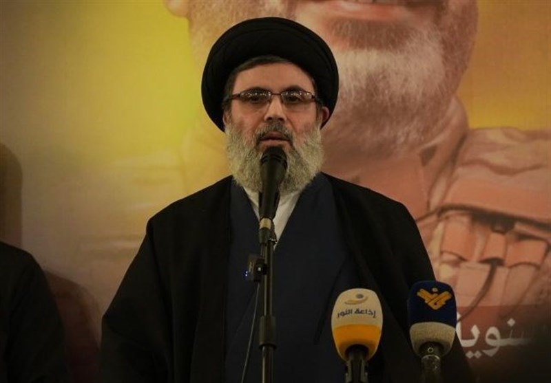 حزب الله: سلاح جبهة المقاومة لیس للاستعراض بل للدفاع عن المظلومین