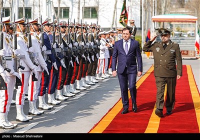 İran ve Ermenistan savunma bakanlarının görüşmesi