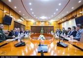İran ve Ermenistan Savunma Bakanı Görüştü