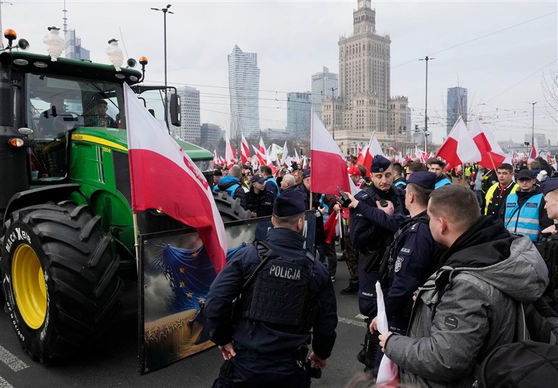 اعتراض مجدد کشاوزان خشمگین لهستان علیه سیاست‌های اتحادیه اروپا