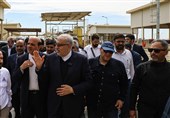 وزیر نفت: مردم منتظر خبرهای خوبی از قراردادهای نفت و گاز باشند/ توسعه میدان‌های مشترک توسط متخصصان ایرانی