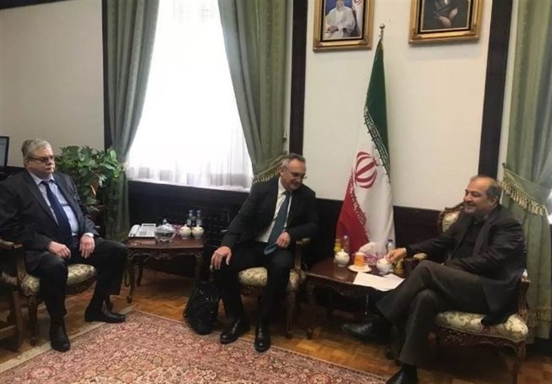 Iranian, Russian Diplomats Discuss Regional Developments