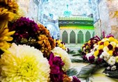 استقبال از ماه رمضان با گل آرایی حرم مطهر حضرت معصومه(س) + فیلم