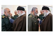 Главнокомандующие иранской армией и КСИ удостоились нагрудной значки Фатх