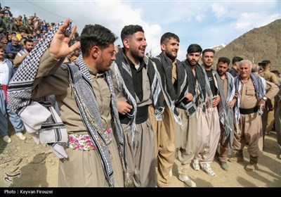 Празднование &quot;Чахаршанбе Сури&quot; в провинции Курдистан в Иране
