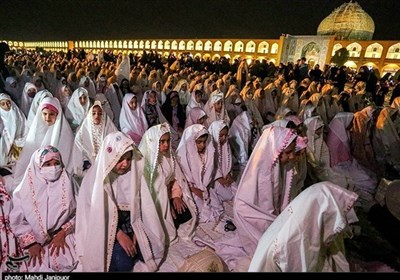 جشن روزه اولی‌های اصفهان با طنین سرود &quot;سلام بر فرمانده&quot;