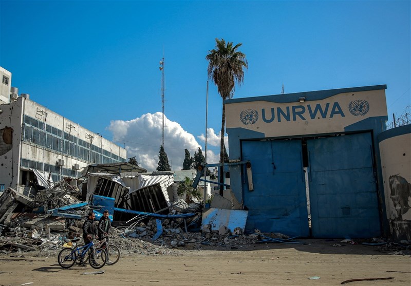 Japan’s FM Says Reviewing Decision to Suspend UNRWA Funding