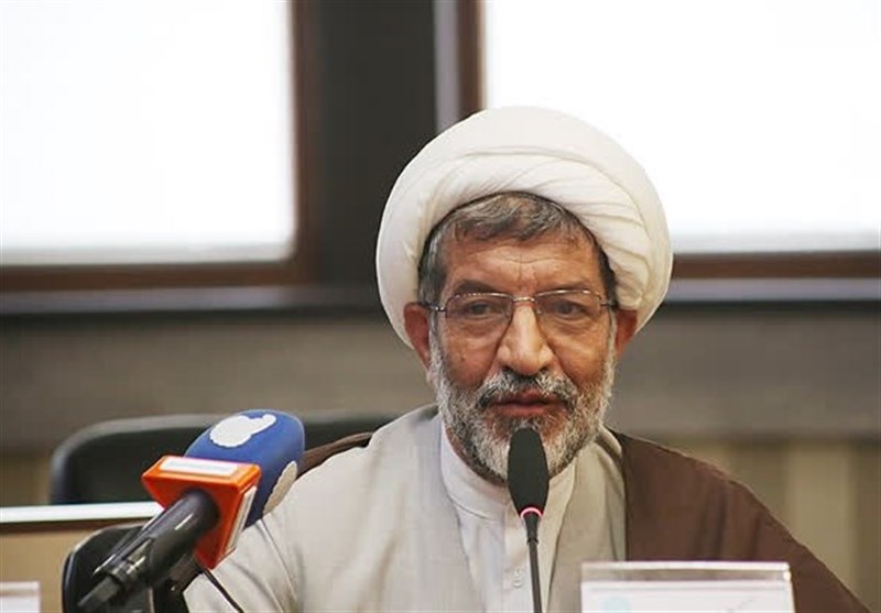 ایران متاخر از کشورهایی نظیر مصر و عربستان در حال پرداختن به بحث نسبت علم و قرآن است