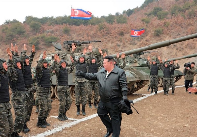 Kim Jong Un Test Drives N. Korea’s New Battle Tank