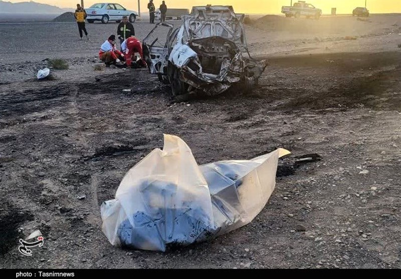 واژگونی پژو در کرمان 4 کشته برجا گذاشت