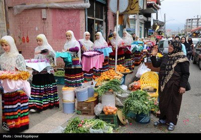 استقبال از نوروز با کارناوال شادپیمایی در کلاچای رودسر