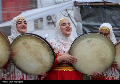 استقبال از نوروز با کارناوال شادپیمایی در کلاچای رودسر