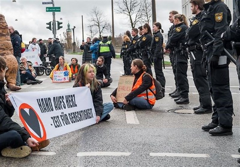 اعتراضات فعالان محیط زیست در بخش‌های مختلف آلمان