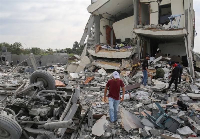 Israeli Bombing in Gaza Kills Twelve Mostly Women, Children