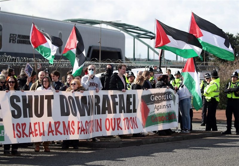 Pro-Palestine Demonstrators Call for Shutdown of Israeli Arms Factory in UK