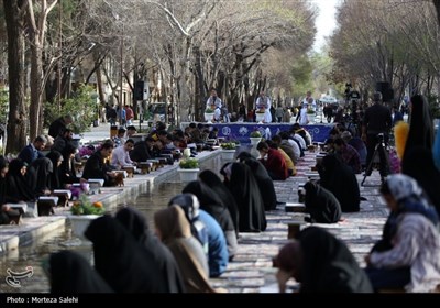 جزخوانی قرآن کریم در چهارباغ اصفهان