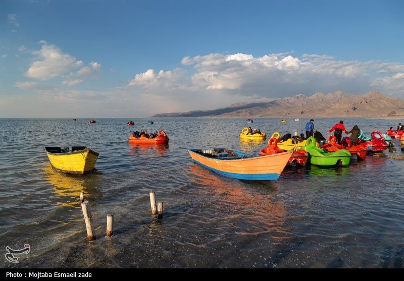 دریاچه ارومیه در اسفند 1402 بزرگتر از اسفند 1401 شد+ سند