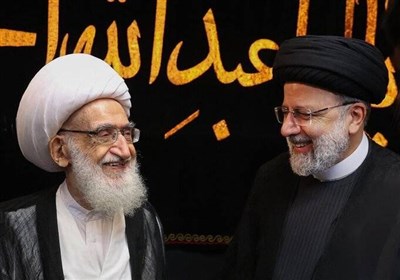 وداع آیتالله نوریهمدانی با رئیس جمهور شهید