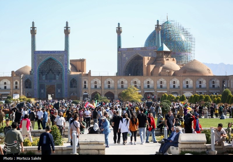 گزارش خبرنگار تسنیم از حال و هوای نوروزی اصفهان