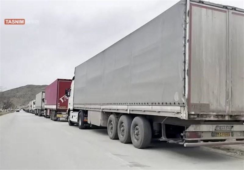 معطلی 10 روزه رانندگان در مرز سِرُو آذربایجان غربی