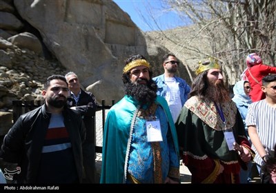 مسافران نوروزی در گنجنامه همدان