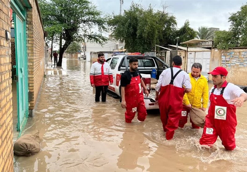 تداوم امدادرسانی متاثر از آبگرفتگی در خوزستان
