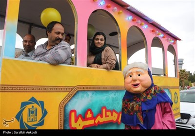 قطار شادی در کرمان
