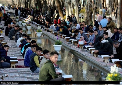 گزارش تسینم از مراسم جزءخوانی در اصفهان