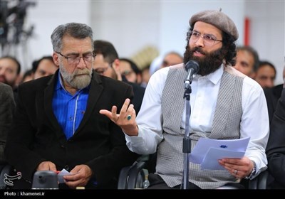 Встреча поэтов и профессоров персидской литературы с Верховным лидером Исламской революции Ирана
