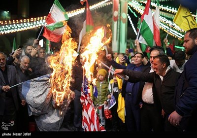 تجمع مردم تهران در محکومیت ترور سرداران و افسران ایرانی