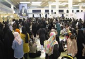 استقبال پرشور مردم از نمایشگاه قرآن در روز طبیعت