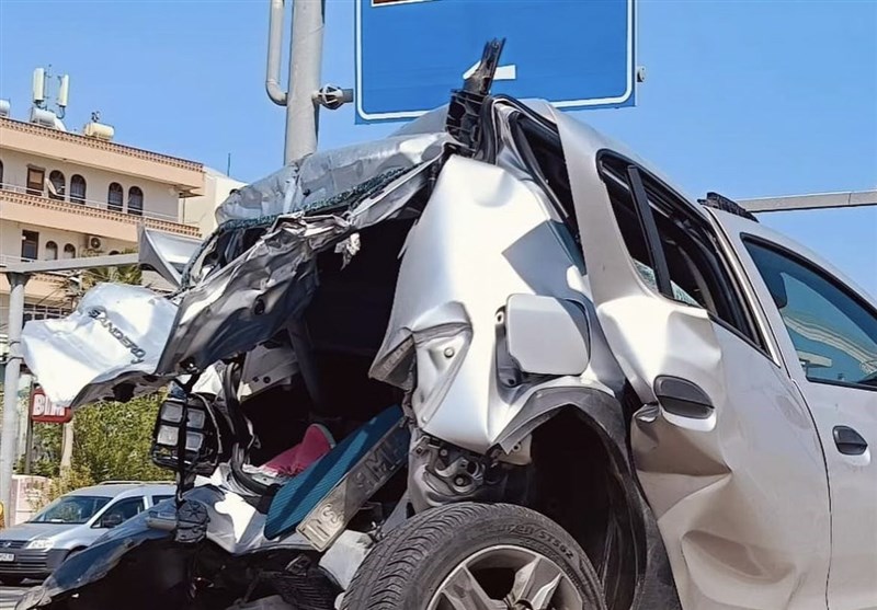 Iranian Volleyball Player Saadat Survives Car Accident