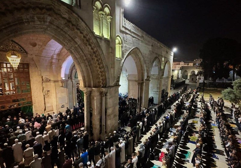 بیش از 65هزار نفر نماز صبح را در مسجد الاقصی اقامه کردند