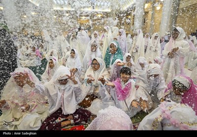 جشن دختران روزه اولی در حرم مطهر حضرت شاهچراغ (ع)