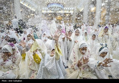 جشن دختران روزه اولی در حرم مطهر حضرت شاهچراغ (ع)