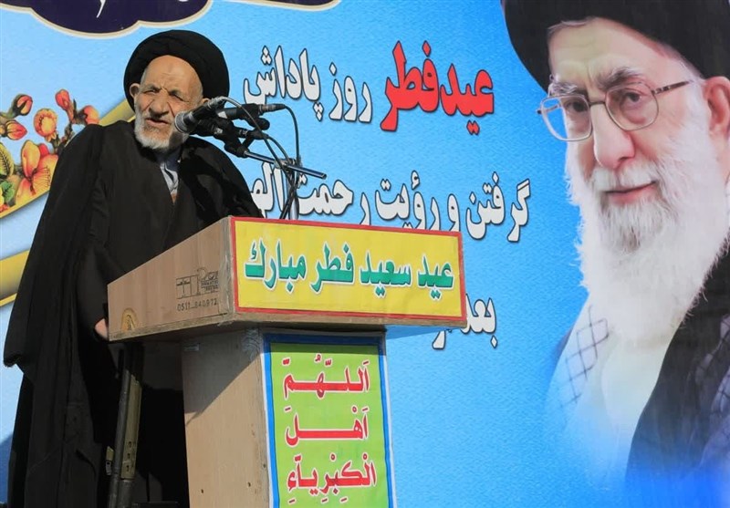 امام جمعه بیرجند: امروز انقلاب ایران جهان را بیدار کرد