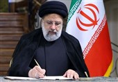 Ayetullah Reisi:  İran&apos;a karşı yeni maceracılık daha sert bir yanıtla karşılanacak