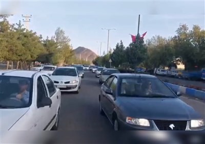 رژه خودرویی مردم نطنز در حمایت از پاسخ سپاه