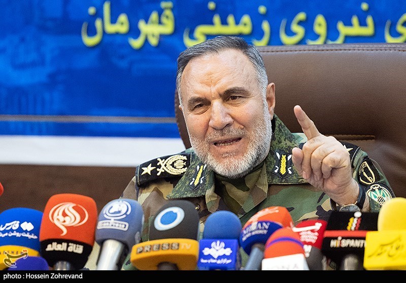 قائد القوات البریة للجیش الإیرانی یعلق على حادثة أصفهان