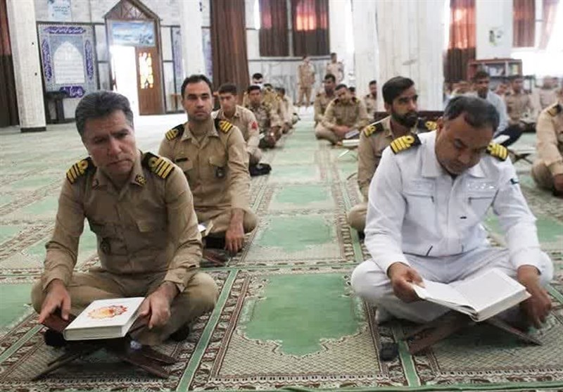 برگزاری محفل انس و تدبر قرآن به‌مناسبت روز ارتش در بوشهر