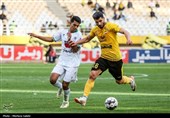دیدار فوتبال تیم‌های سپاهان اصفهان و ذوب‌آهن اصفهان