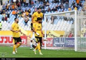 دیدار فوتبال تیم‌های سپاهان اصفهان و ذوب‌آهن اصفهان