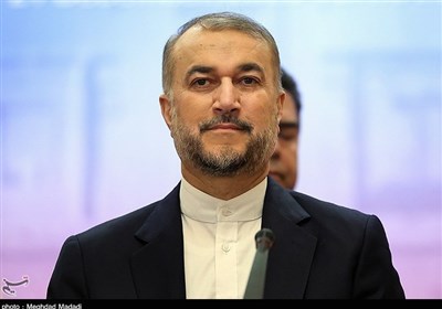 İran dışişleri bakanı: Amerika&apos;ya bölgede gerilim istemediğimizi söyledik