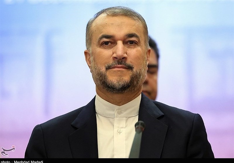 İran dışişleri bakanı: Amerika&apos;ya bölgede gerilim istemediğimizi söyledik