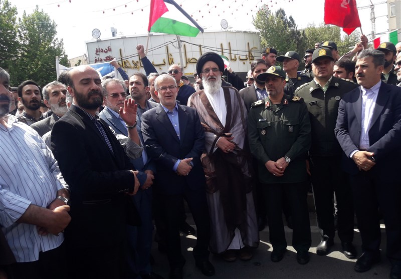 راهپیمایی مردم البرز در حمایت از عملیات وعده صادق